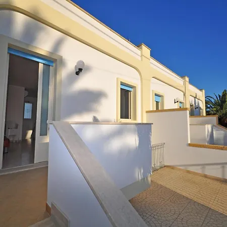 In Torre Suda, Racale Apartment *